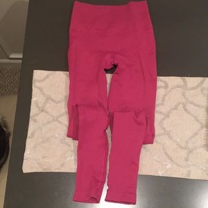 Lululemon zone in leggings